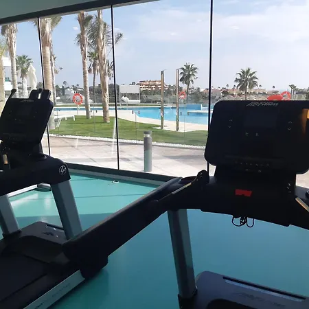 Апартаменты Luxury 2br Seaviews - Santa Barbara Heights *