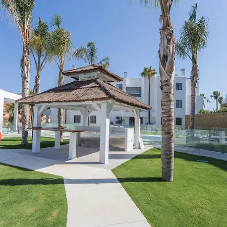 Luxury 2br Seaviews - Santa Barbara Heights Апартаменты