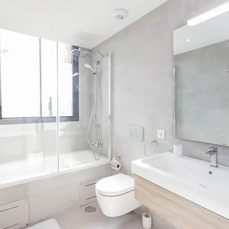 Luxury 2br Seaviews - Santa Barbara Heights Фуэнхирола