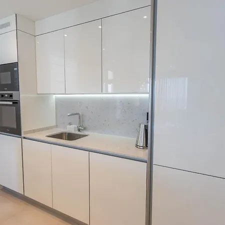 Luxury 2br Seaviews - Santa Barbara Heights * Фуэнхирола