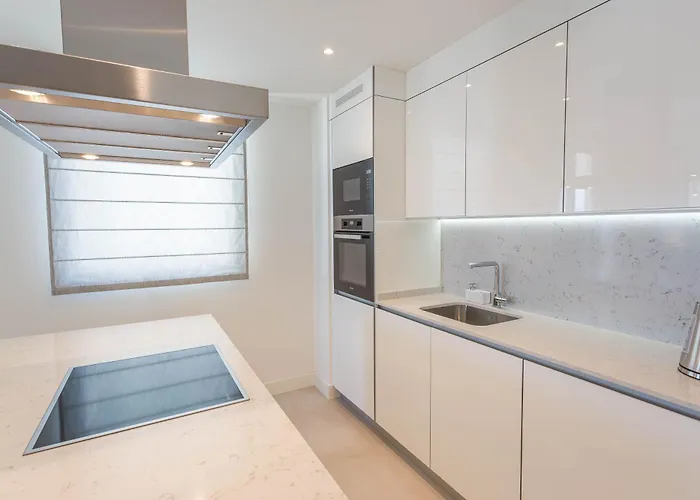 Luxury 2br Seaviews - Santa Barbara Heights Lejlighed