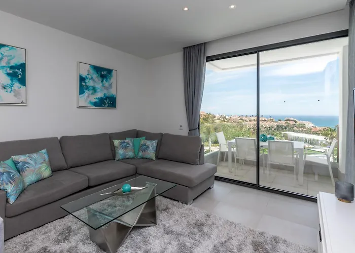 Luxury 2br Seaviews - Santa Barbara Heights *