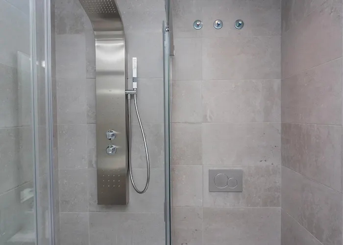 Luxury 2br Seaviews - Santa Barbara Heights Apartment