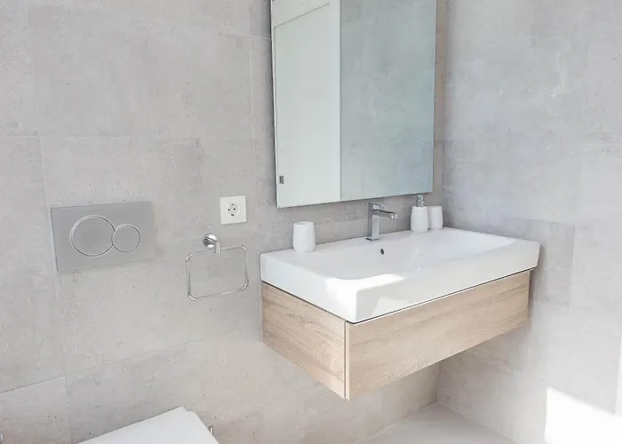 Luxury 2br Seaviews - Santa Barbara Heights Fuengirola